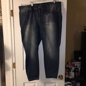 New with tags torrid bombshell skinny 26r jeans